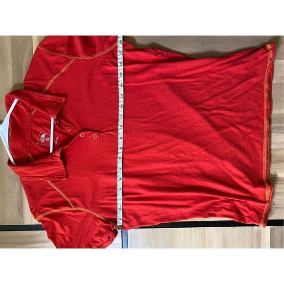 The North Face A5 Series Women’s Collard Top - Picture 5 of 5